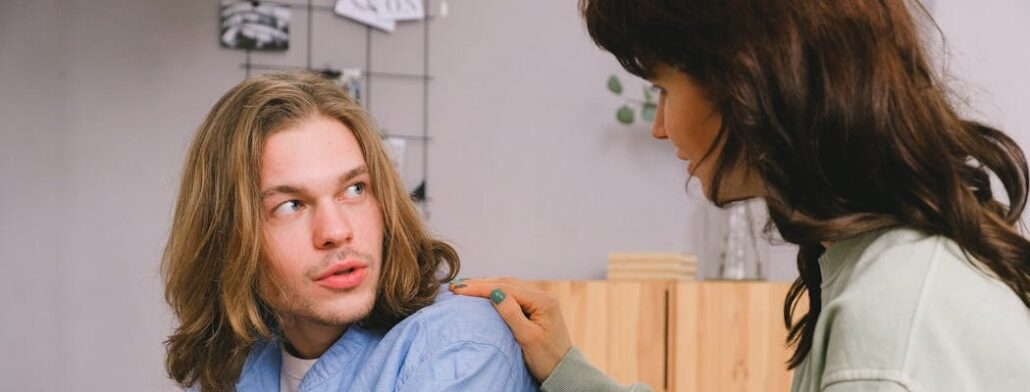 A person talking to their loved one about going to a meth detox Florida center